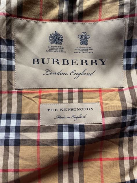 fake burberry tee shirt|The Official Guide: Burberry Coat Authentication (2024) .